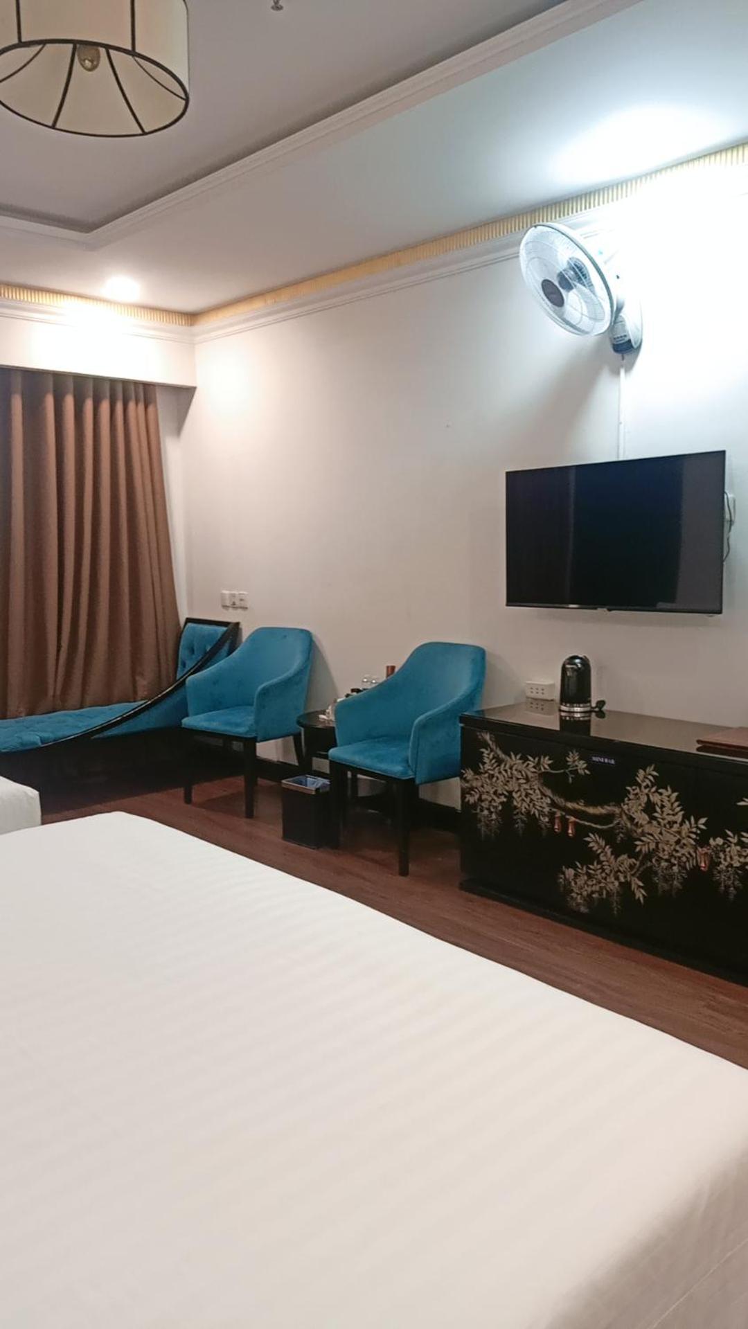 โรงแรม A25 - 06 เจื่องดิญ โฮจิมินห์ซิตี้ ภายนอก รูปภาพ